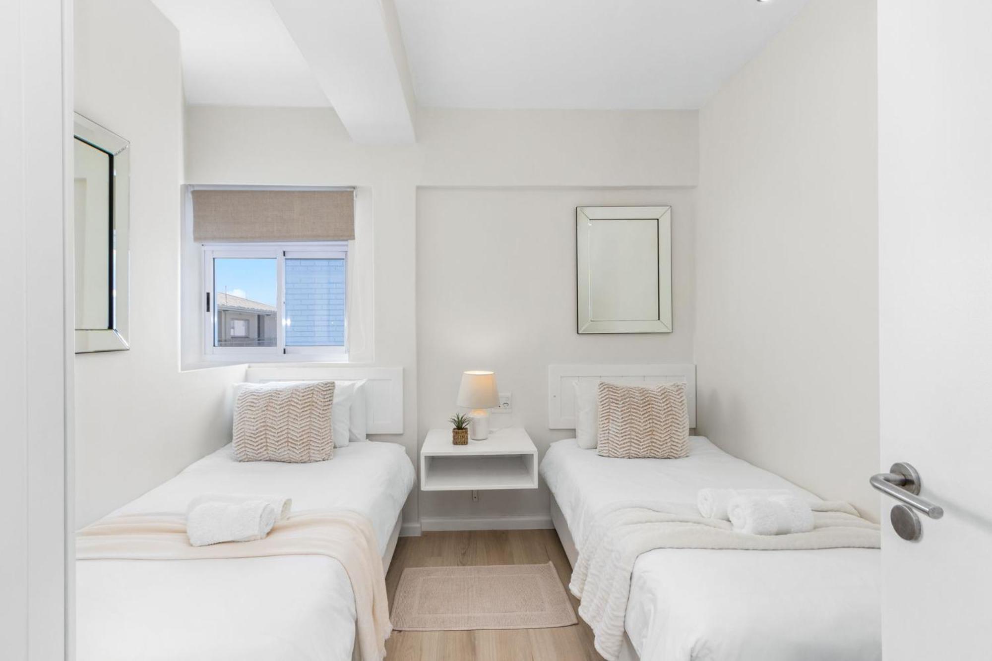 Apartment Pips Place 200 By Host Agents *